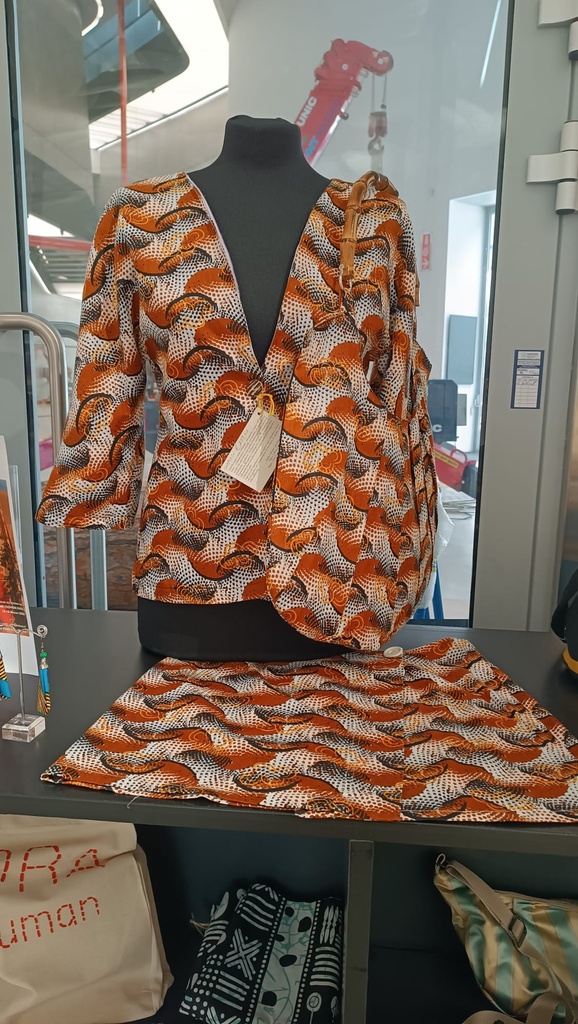 BORSA MANICO IN BAMBU'